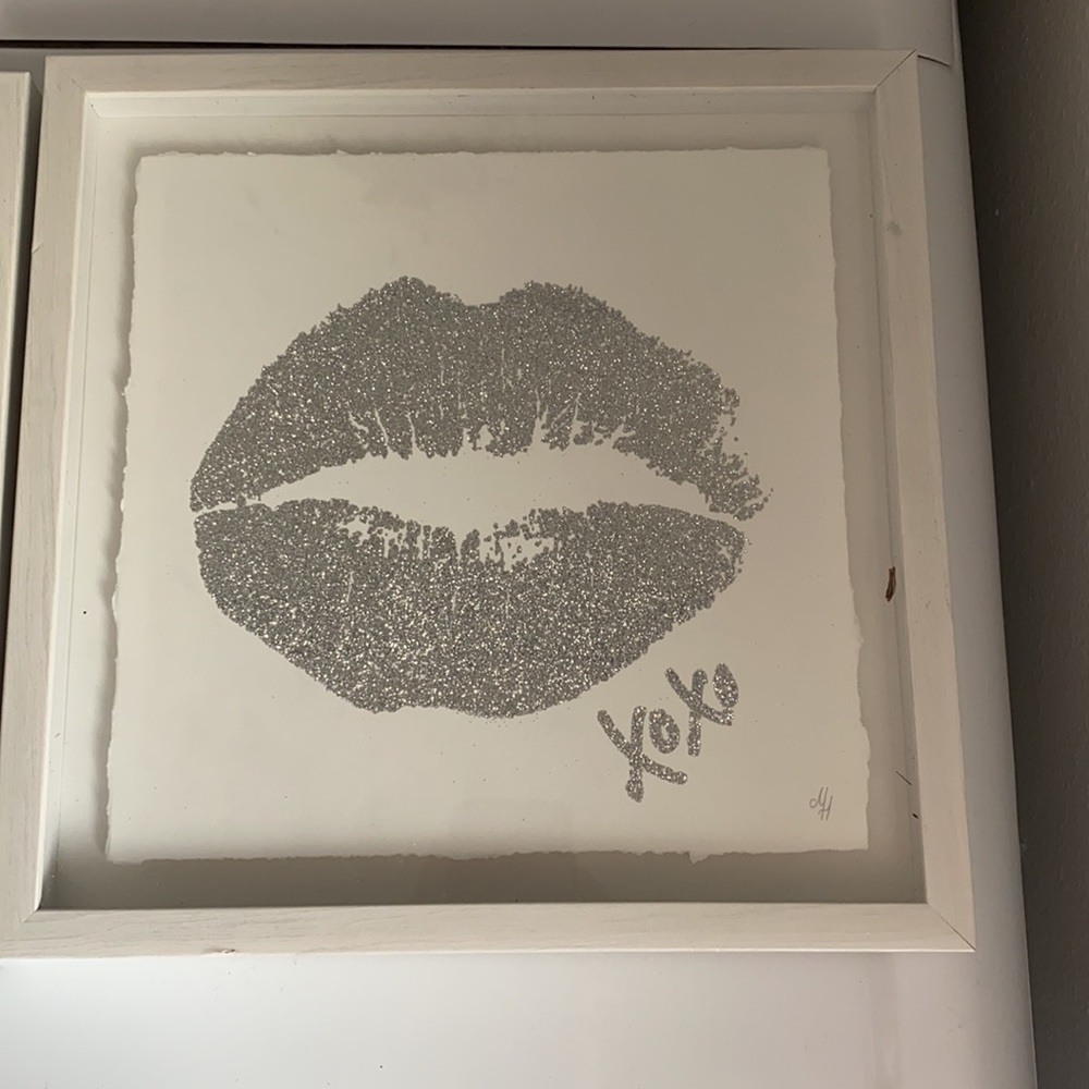 Decor - Picture 2 of 2